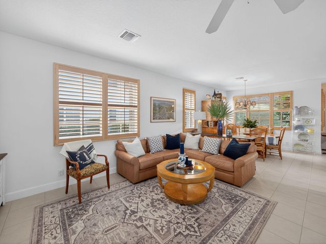 631 Moondancer Court, Palm Beach Gardens, FL 33410