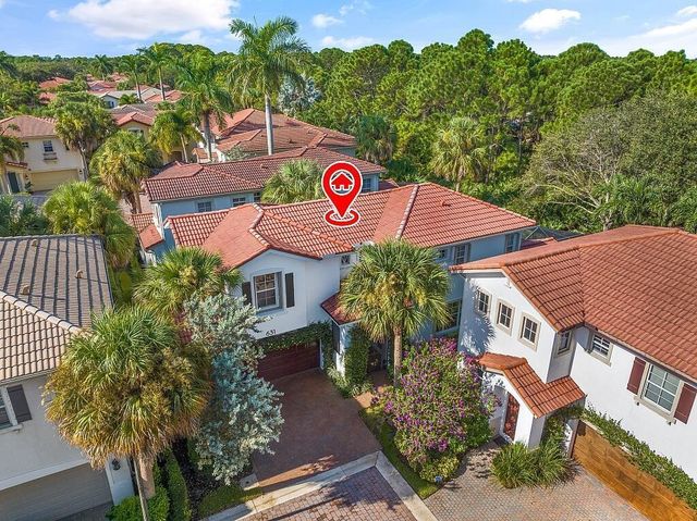631 Moondancer Court, Palm Beach Gardens, FL 33410