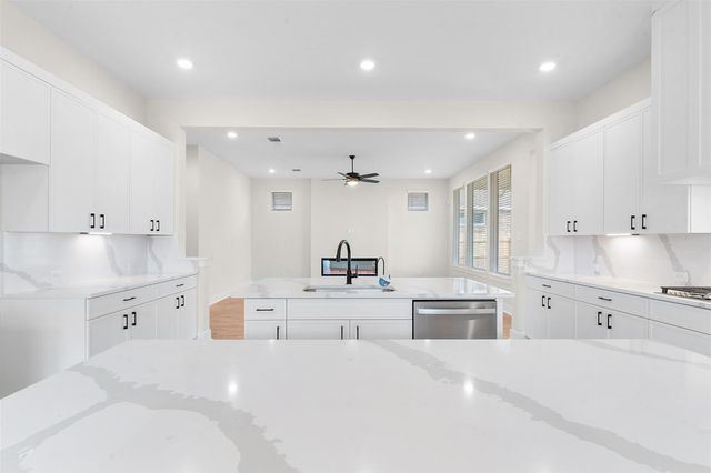 1829 Willow Bean DR, Georgetown, TX 78633