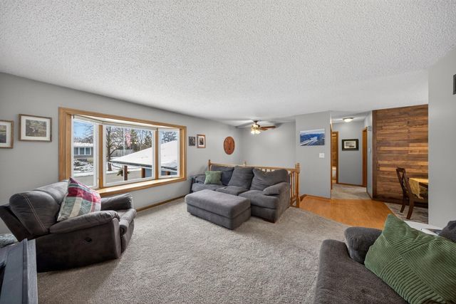 3770 Manorwoods Drive NW, Rochester, MN 55901