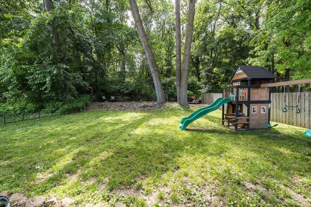 3770 Manorwoods Drive NW, Rochester, MN 55901