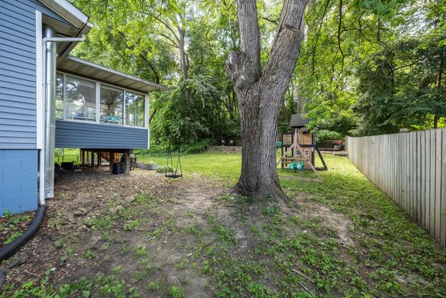 3770 Manorwoods Drive NW, Rochester, MN 55901