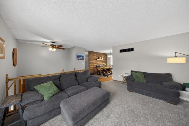 3770 Manorwoods Drive NW, Rochester, MN 55901