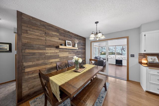 3770 Manorwoods Drive NW, Rochester, MN 55901