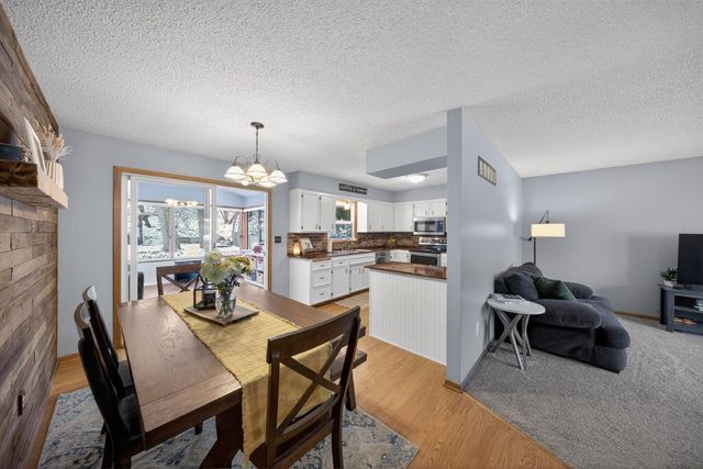 3770 Manorwoods Drive NW, Rochester, MN 55901