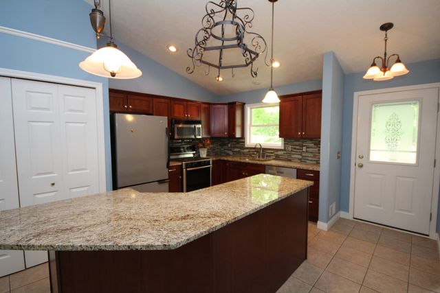 9671 Palmetto Court 80, Portage City, MI 49002