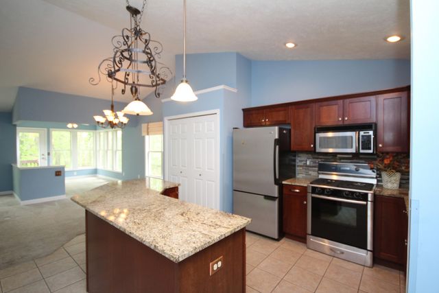9671 Palmetto Court 80, Portage City, MI 49002