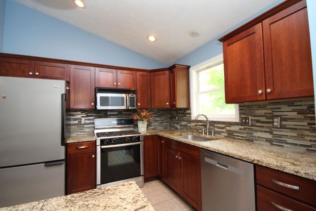 9671 Palmetto Court 80, Portage City, MI 49002