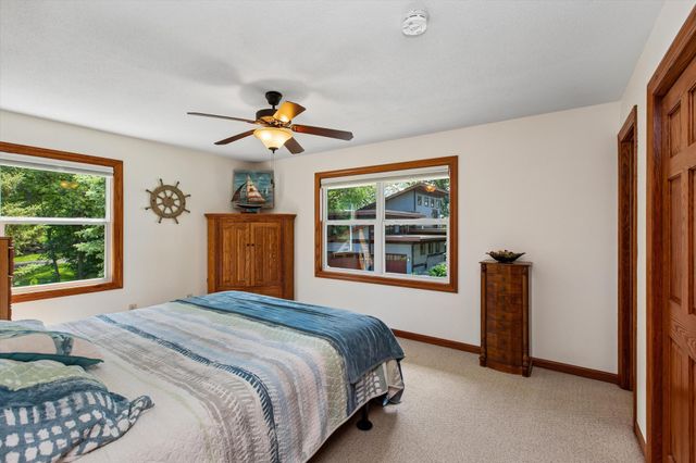 5281 Shore Trail NE, Prior Lake, MN 55372