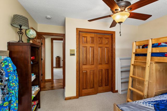 5281 Shore Trail NE, Prior Lake, MN 55372