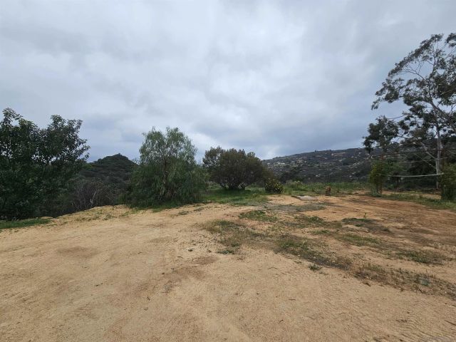 6465 Rainbow Heights 02, Fallbrook, CA 92028