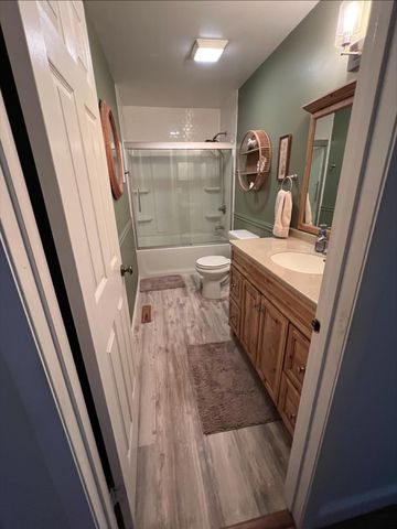 102 Beech Court, Hebron, IN 46341