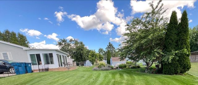 102 Beech Court, Hebron, IN 46341