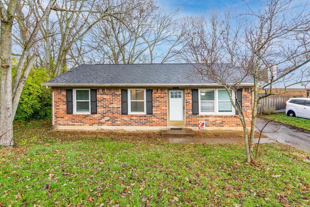3325 Featherston Drive, Lexington, KY 40515
