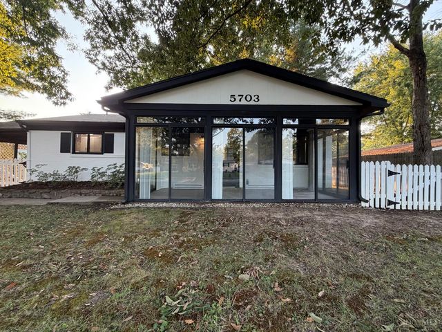 5703 Tall Oaks Drive, Miami Twp, OH 45150