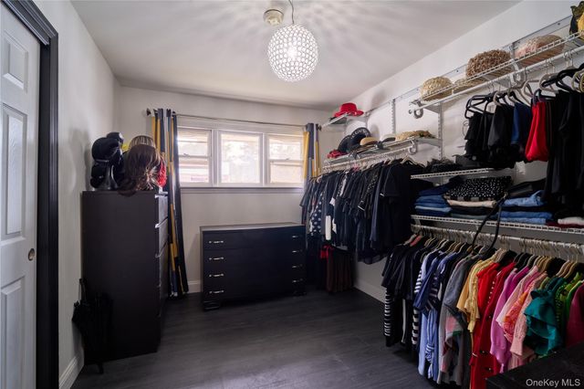 42 Peary Street, West Babylon, NY 11704