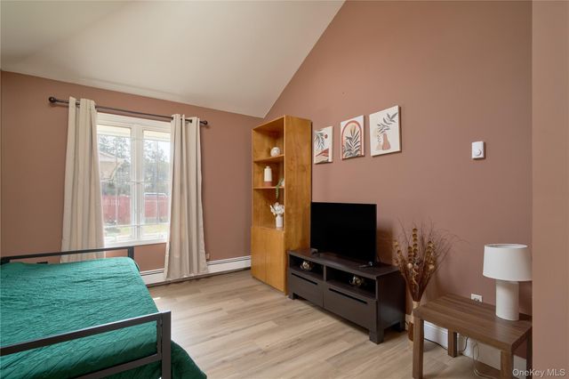 42 Peary Street, West Babylon, NY 11704