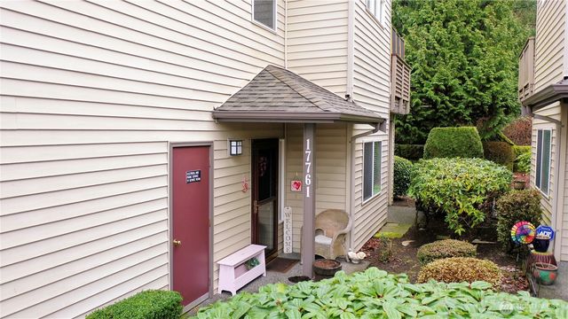 17761 134th Lane SE, Renton, WA 98058