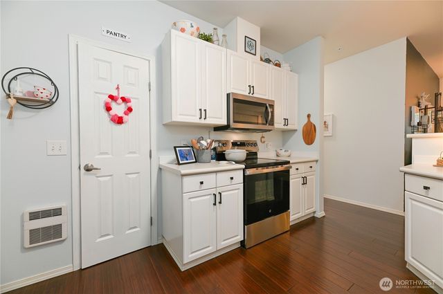 17761 134th Lane SE, Renton, WA 98058