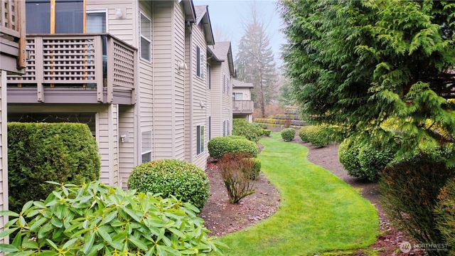 17761 134th Lane SE, Renton, WA 98058