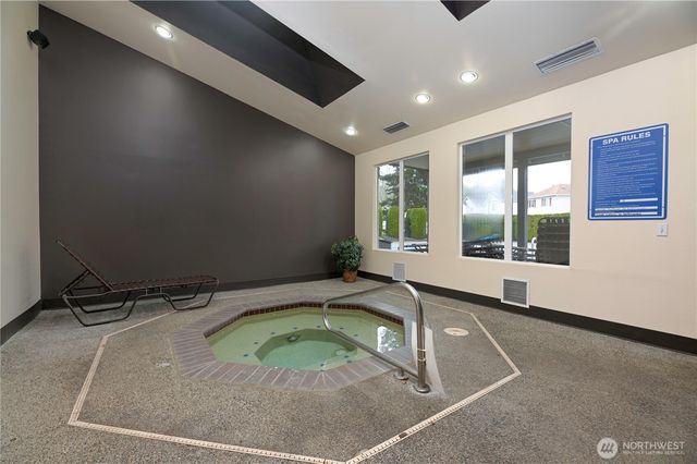 17761 134th Lane SE, Renton, WA 98058