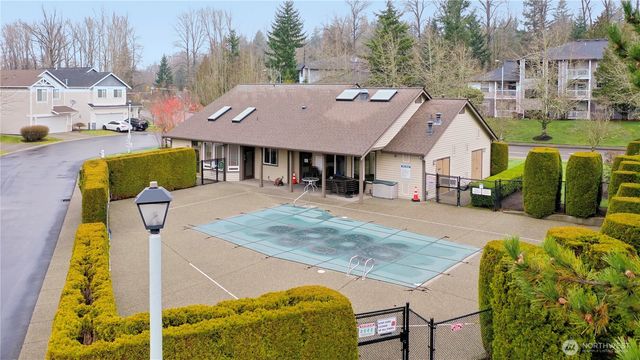 17761 134th Lane SE, Renton, WA 98058