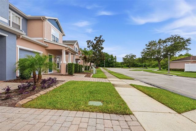 901 PINE POINTE LANE, Orlando, FL 32828