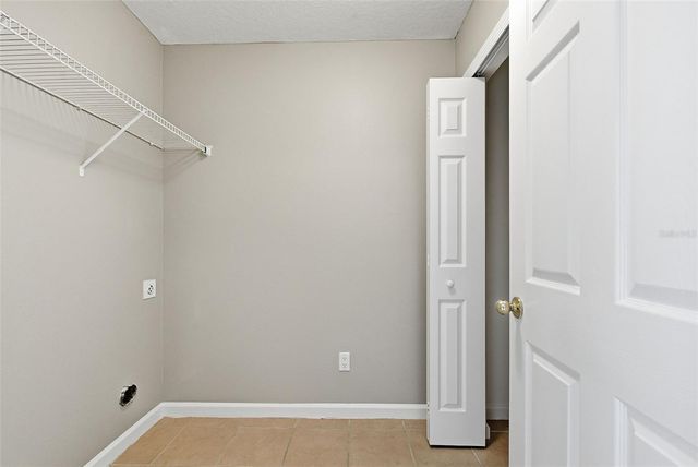 901 PINE POINTE LANE, Orlando, FL 32828