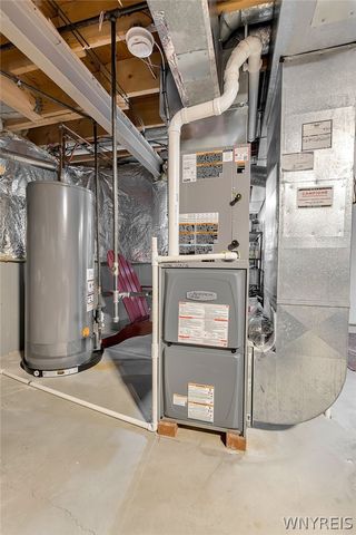 61 Hidden Ridge, Amherst, NY 14221