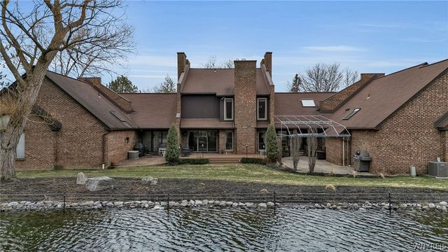 61 Hidden Ridge, Amherst, NY 14221