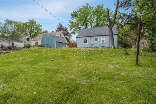 249 S Chocolay Avenue, Clawson, MI 48017