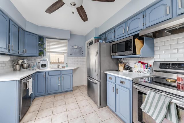 249 S Chocolay Avenue, Clawson, MI 48017