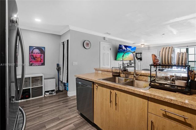 2929 Dorchester Ln, Cooper City, FL 33026