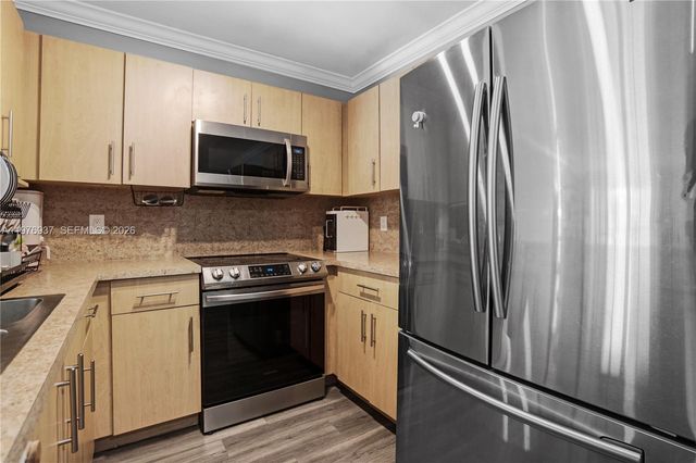 2929 Dorchester Ln, Cooper City, FL 33026