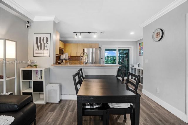 2929 Dorchester Ln, Cooper City, FL 33026