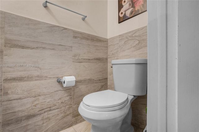 2929 Dorchester Ln, Cooper City, FL 33026