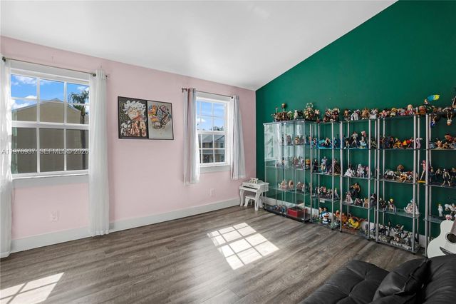 2929 Dorchester Ln, Cooper City, FL 33026