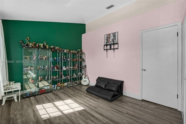 2929 Dorchester Ln, Cooper City, FL 33026