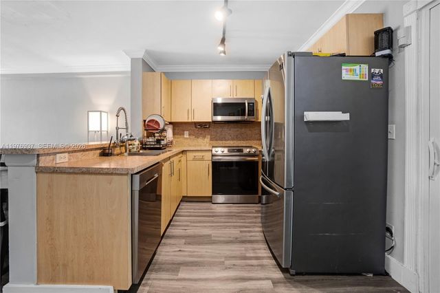 2929 Dorchester Ln, Cooper City, FL 33026