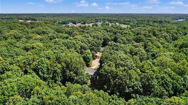 7203 Ariel Farm Court, Greensboro, NC 27455