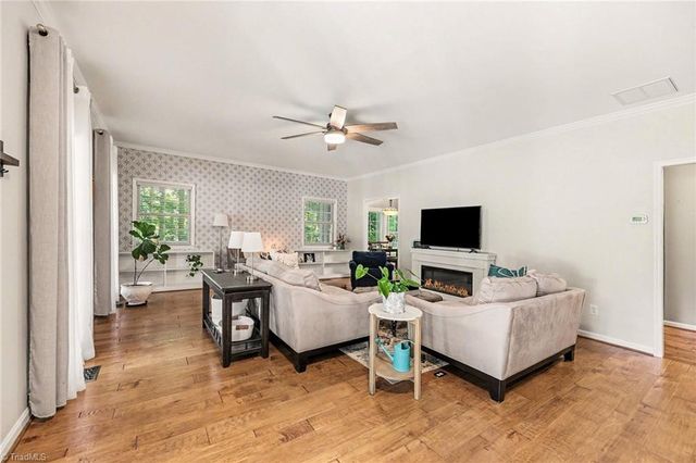 7203 Ariel Farm Court, Greensboro, NC 27455