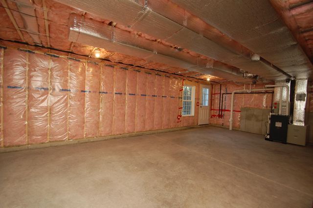 27B Griffin Road, Hudson, NH 03051