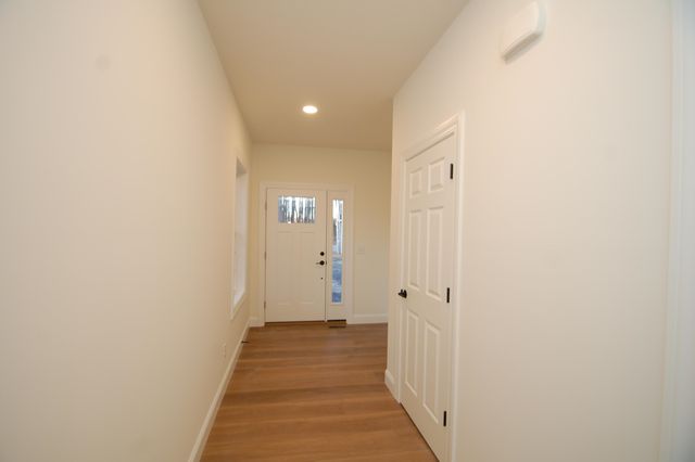 27B Griffin Road, Hudson, NH 03051