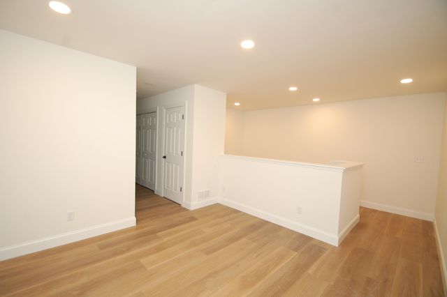 27B Griffin Road, Hudson, NH 03051