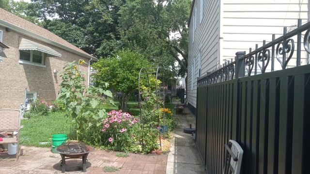 5142 S Campbell Avenue, Chicago, IL 60632