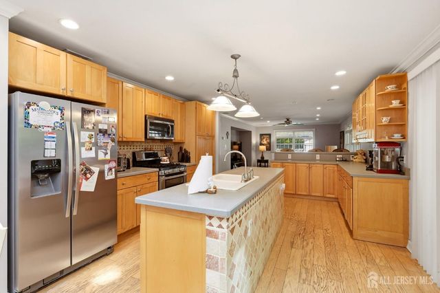 38 Balmoral Avenue, Old Bridge, NJ 07747