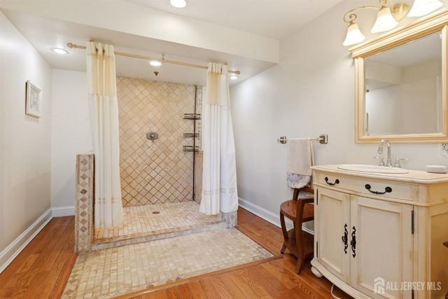 38 Balmoral Avenue, Old Bridge, NJ 07747