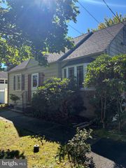 29 CATAWBA AVE, Blackwood, NJ 08012