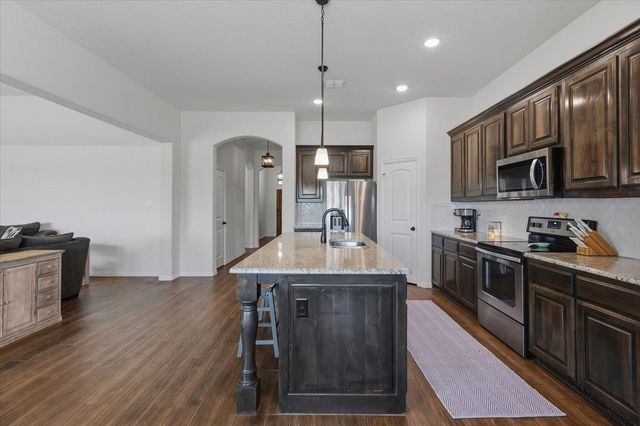 122 Post Oak Way, Weatherford, TX 76087