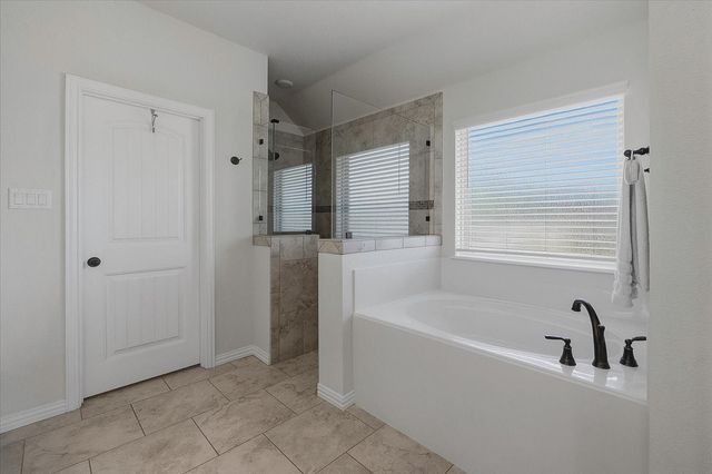 122 Post Oak Way, Weatherford, TX 76087